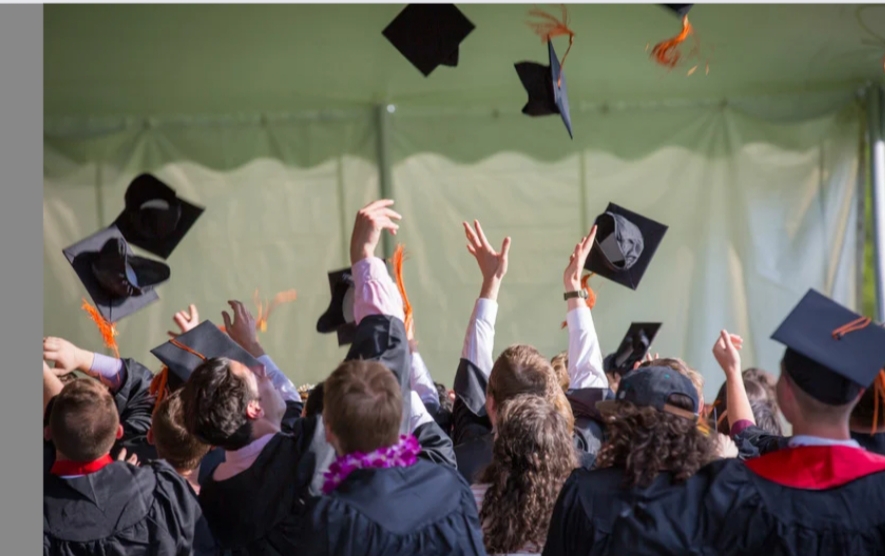 Kuliah Sejak Perang Dunia II, Akhirnya Raih Gelar Master pada Usia 105 Tahun Stanford University