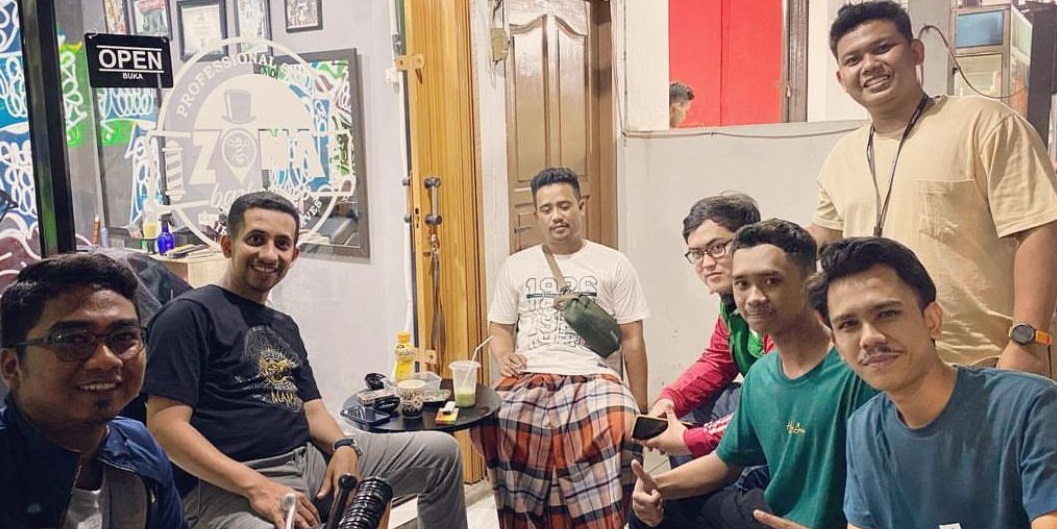 Zona Barbershop: Barbershop Terkeren se-Ciputat, Langganan Mahasiswa UIN Jakarta!