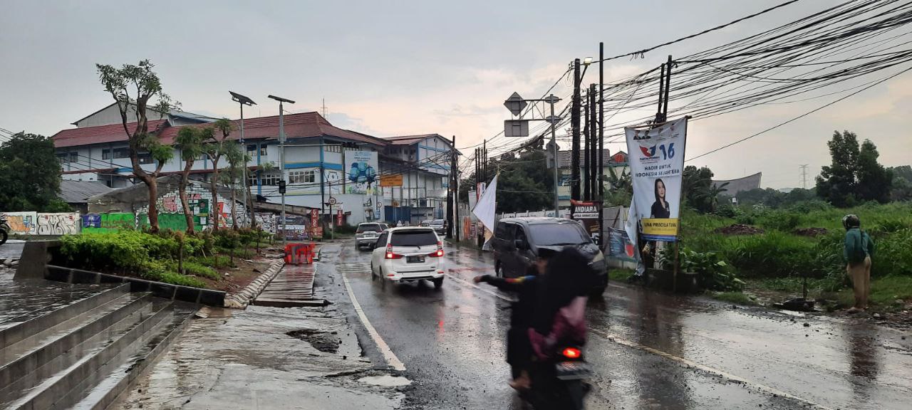 Atasi Genangan Air, Pemkot Tangsel Lakukan Peninggian Ruas Jalan Maruga