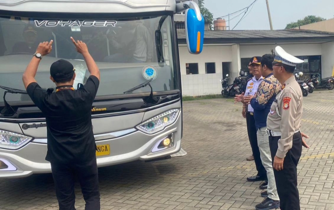 Dishub Tangsel Galakan Inspeksi Keselamatan Bus Pariwisata 