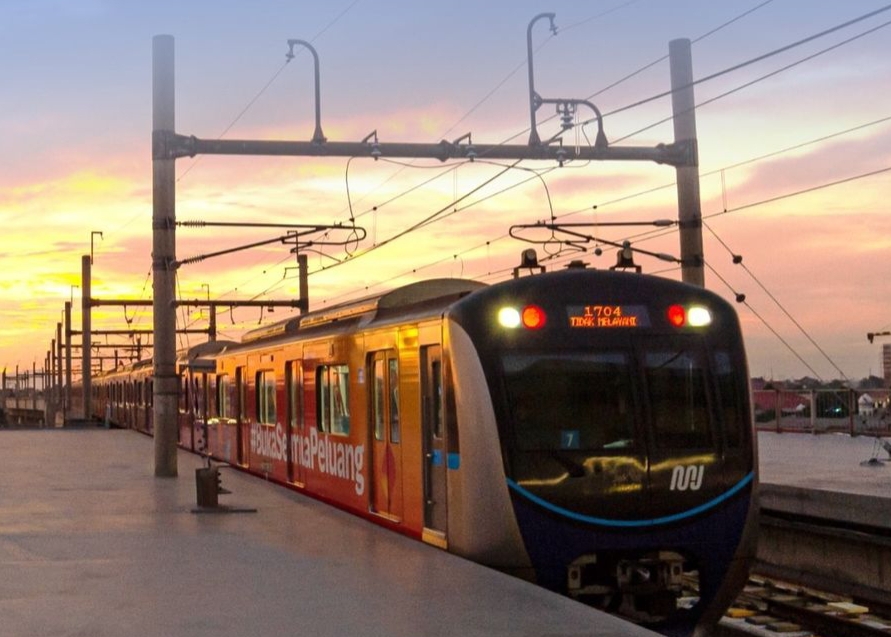 Pasca Insiden Kontruksi Kejagung, MRT Jakarta Kembali Beroperasi