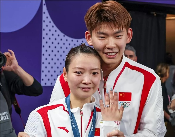 Huang Yaqiong Raih Medali Emas dan Dilamar di Olimpiade Paris 2024