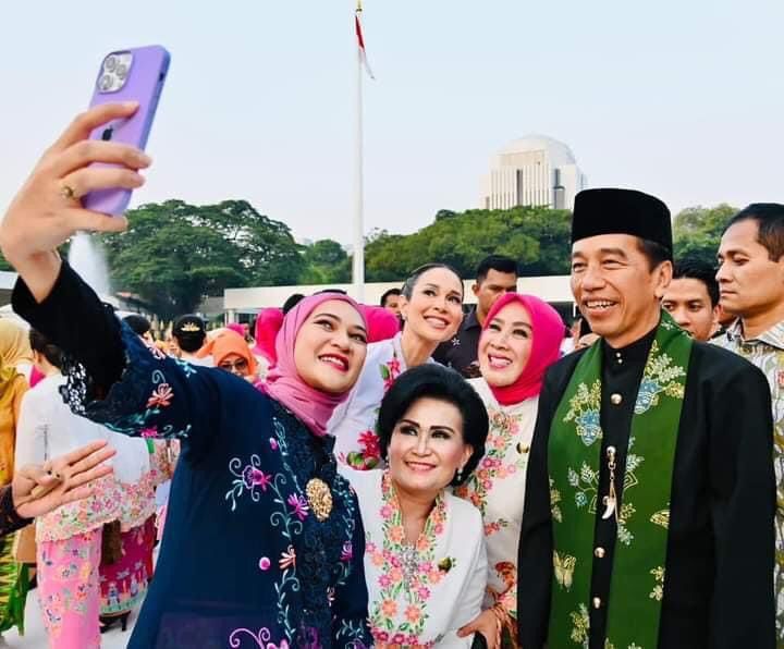 Pertama Kali Digelar, Inilah Kesan Para Peserta Event Istana Berkebaya