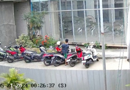 Gaji Gak Cukup, Office Boy di Bintaro Nekat Curi Motor