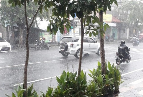 Viral Hujan di Jabodatek Minggu Kemarin Diduga Hasil Modivikasi Cuaca