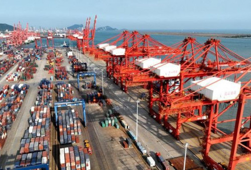 Import Komoditas dari China Menurun: Ketergantungan dan Perubahan Neraca Perdagangan