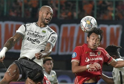Duel Seru Antar Rival Abadi: Persija Jakarta vs Persib Bandung di Stadion Patriot Candrabhaga